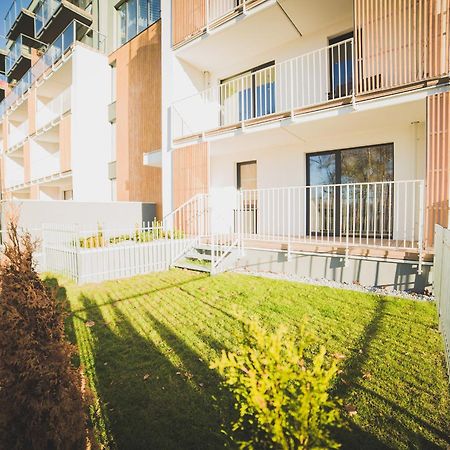 Feniks Apartamenty 8 By Jantar Apartamenty كولوبرزيغ الغرفة الصورة