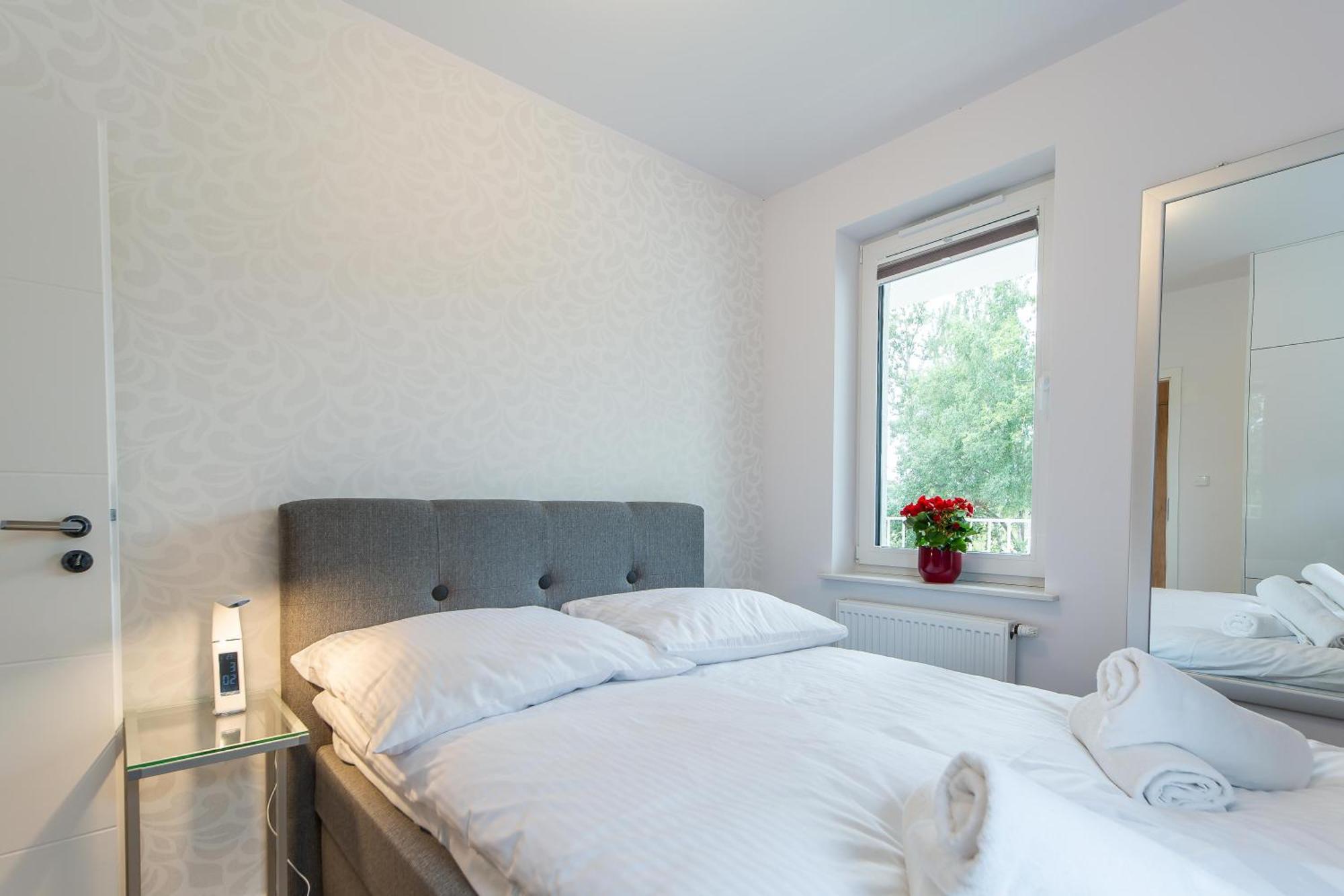 Feniks Apartamenty 8 By Jantar Apartamenty كولوبرزيغ الغرفة الصورة